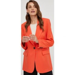Answear Lab marynarka kolor pomarańczowy jednorzędowa gładka. Brązowe marynarki i żakiety Answear Lab, m, bez wzorów, klasyczne, bez ramiączek. Za 279.99 zł.