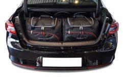 Torby Do Bagażnika Renault Talisman Limousine 2015-2022 5Szt Kjust. Czarne torby podróżne KJUST, bez wzorów, z kauczuku. Za 1,642.00 zł.