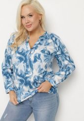 Niebieska Wiskozowa Koszula w Abstrakcyjny Wzór z Regulowanymi Rękawami Iladirae. Niebieskie koszule Born2be, xl, bez wzorów, z jeansu, eleganckie, bez kołnierzyka, bez ramiączek. W wyprzedaży za 46.74 zł.