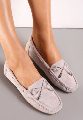 Jasnofioletowe Mokasyny z Cholewką przed Kostkę z Przeszyciami i Ozdobną Kokardką Yaledia. Fioletowe mokasyny Renee, z aplikacjami, z jeansu. Za 69.99 zł.