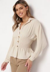 Jasnobeżowa Koszula z Elastyczną Talią i Klasycznym Kołnierzykiem Asnida. Brązowe koszule Born2be, bez wzorów, klasyczne, bez kołnierzyka, bez ramiączek. Za 59.99 zł.