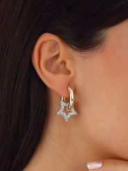 Nakkash Pozłacane kolczyki-kreole z cyrkoniami rozmiar: onesize. Żółte kolczyki Nakkash, z cyrkonią, pozłacane. Za 117.45 zł.