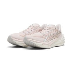 Damskie buty do biegania Deviate NITRO™ 4 PUMA. Czerwone buty do biegania Puma, bez wzorów, z materiału, bez zapięcia, do biegania. Za 799.00 zł.