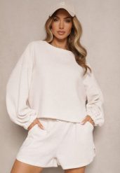 Jasnobeżowy Basicowy Komplet Szorty i Bluza Novirissa. Brązowe bluzy Renee, na lato, bez wzorów, z materiału, bez kaptura. W wyprzedaży za 111.99 zł.