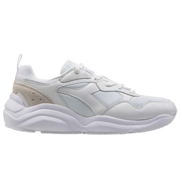 Buty unisex Diadora Whizz Run sportowe sneakersy białe. Białe buty treningowe Diadora, bez wzorów, bez zapięcia. Za 307.05 zł.