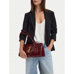 Torebka Badura. Czerwone torebki klasyczne Badura, bez wzorów, klasyczne, bez dodatków. Za 249.99 zł.