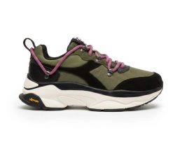 Buty do chodzenia damskie Diadora Terrena Hiking. Zielone buty trekkingowe Diadora, z materiału, bez zapięcia. Za 537.00 zł.