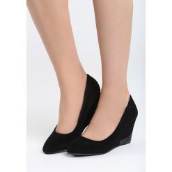 Czarne Koturny Walk With You. Czółenka marki Born2be. Za 79.99 zł.
