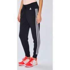 Adidas Performance - Spodnie. Spodnie dresowe marki adidas Performance. W wyprzedaży za 159.90 zł.