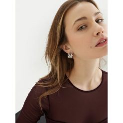 Kolczyki Guess. Szare kolczyki Guess, srebrne. Za 209.99 zł.