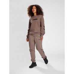 Bluza piłkarska dla dorosłych Hummel hml LEGACY. Brązowe bluzy bez kaptura Hummel, l, bez wzorów, bez kaptura, do piłki nożnej. W wyprzedaży za 136.65 zł.