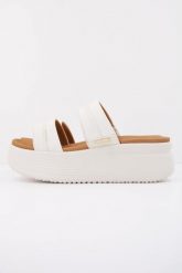 Sandały HEY DUDE AUSTIN SLIDE CLASSIC Biały. Białe sandały Hey dude, bez wzorów, z tkaniny, bez obcasa, bez zapięcia. Za 204.99 zł.