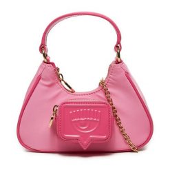 Torebka Chiara Ferragni. Czerwone torebki klasyczne Chiara Ferragni, bez wzorów, klasyczne, bez dodatków. Za 399.99 zł.