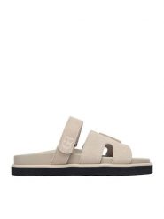 GINO ROSSI Klapki C-CLB-P1927A Kremowy. Białe klapki Gino Rossi, bez wzorów, ze skóry, bez obcasa, bez zapięcia. Za 179.99 zł.