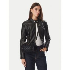 Torebka Guess. Czarne torebki klasyczne Guess, z aplikacjami, klasyczne, bez dodatków. Za 264.99 zł.