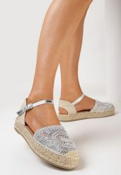 Srebrne Espadryle na Grubej Podeszwie z Plecionki i Ażurowym Wzorem na Cholewce Astaria. Szare espadryle Born2be, w ażurowe wzory, boho, bez obcasa. W wyprzedaży za 80.74 zł.