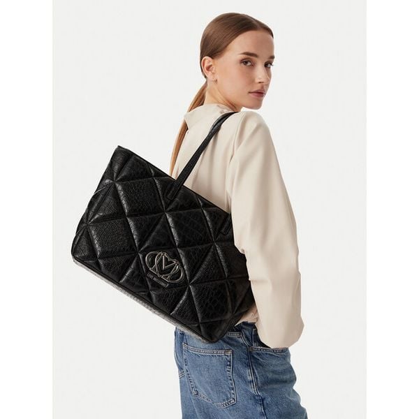 Torebka LOVE MOSCHINO. Czarne shopper bag Love Moschino, bez wzorów, bez dodatków. Za 905.99 zł.