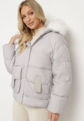 Jasnoszara Kurtka Pikowana z Odpinanym Futerkiem Nomizia. Szare kurtki Born2be, l, bez wzorów, z dzianiny, eleganckie, bez kaptura. W wyprzedaży za 251.99 zł.