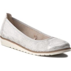 Baleriny LASOCKI BENITA-02. Niebieskie baleriny Lasocki, bez wzorów, z nubiku, bez obcasa, bez zapięcia. W wyprzedaży za 89.98 zł.