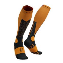 Skarpety skiturowe Compressport Ski Mountaineering Full Socks. Żółte skarpetki Compressport, bez wzorów. Za 161.99 zł.