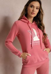 Różowa Bluza z Kapturem i Ozdobnym Nadrukiem Kliorre. Czerwone bluzy Renee, l, bez wzorów, casualowe, bez ramiączek, z kapturem. W wyprzedaży za 71.99 zł.