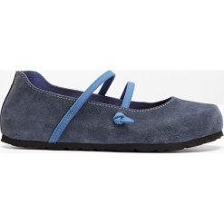 Wygodne baleriny skórzane z paskiem bonprix niebieski dżins. Baleriny marki bonprix. Za 189.99 zł.