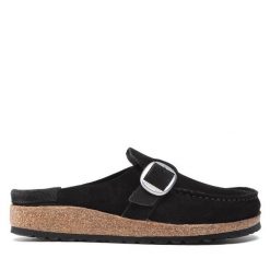 Klapki Birkenstock. Czarne klapki Birkenstock, bez wzorów, bez obcasa, bez zapięcia. Za 679.99 zł.
