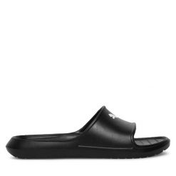 Klapki Puma. Czarne klapki Puma, bez wzorów, bez obcasa, bez zapięcia. Za 99.99 zł.