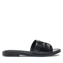 Klapki Betsy. Czarne klapki Betsy, bez wzorów, bez obcasa, bez zapięcia. Za 179.99 zł.