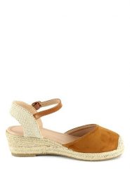 Sixth Sens Espadryle w kolorze jasnobrązowym na koturnie rozmiar: 37. Brązowe espadryle Sixth Sens, bez wzorów, bez obcasa, na koturnie. Za 123.95 zł.