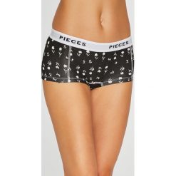 Pieces - Figi. Figi Pieces. W wyprzedaży za 29.90 zł.