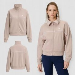 BLUZA DAMSKA DRESOWA 4F SPORTOWA TRENINGOWA NA CO DZIEŃ KOLOR BEŻOWY. Brązowe bluzy bez kaptura 4f, l, bez wzorów, z bawełny, bez kaptura, do biegania. Za 132.85 zł.
