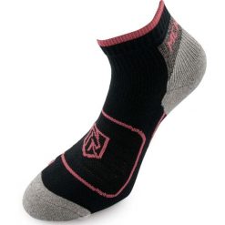 Skarpetki McKees Fuchsia 36-38 z Miękkiej Bawełny dla Kobiet. Czerwone skarpetki ZEAGLE, bez wzorów, z bawełny. Za 56.36 zł.