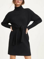 Milan Kiss Sukienka dzianinowa w kolorze czarnym rozmiar: S. Czarne sukienki Milan Kiss, na co dzień, s, bez wzorów, z dzianiny, bez kołnierzyka, bez ramiączek, mini, proste. Za 152.99 zł.