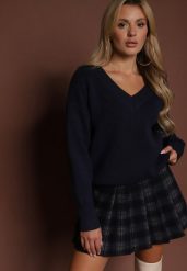 Granatowy Sweter z Kaszmirem i Trójkątnym Dekoltem Plenne. Niebieskie swetry Renee, bez wzorów, z kaszmiru, casualowe, bez ramiączek. Za 139.99 zł.