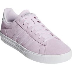 Adidas damskie tenisówki Daily 2.0 /Aero Pins S18/Aero 37,3. Trampki adidas, bez wzorów, wakacyjne, bez zapięcia. W wyprzedaży za 169.00 zł.