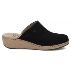 Skórzane klapki na koturnie czarne Filippo DK7567. Czarne klapki Filippo, bez wzorów, ze skóry, bez obcasa, na koturnie, bez zapięcia. Za 169.99 zł.