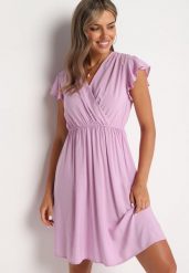 Fioletowa Rozkloszowana Sukienka z Gumką w Pasie i Falbanką przy Rękawach Walvia. Fioletowe sukienki Born2be, na imprezę, l, bez wzorów, eleganckie, bez kołnierzyka, bez ramiączek, mini, rozkloszowane. W wyprzedaży za 43.99 zł.