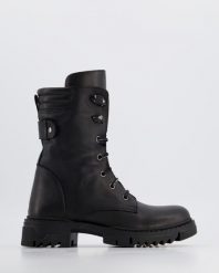 CZARNE WORKERY 062388 BLACK. Czarne botki Venezia, bez wzorów, ze skóry, bez obcasa, bez zapięcia. Za 299.00 zł.