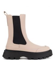 Juicy Couture Sztyblety HY58105-1 Beżowy. Brązowe botki Juicy Couture, bez wzorów, ze skóry, bez obcasa, na płaskiej podeszwie, bez zapięcia. Za 209.99 zł.