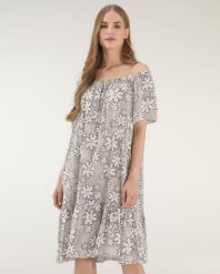 Beżowa sukienka w kwiaty. Brązowe sukienki Unisono, l, bez wzorów, z wiskozy, bez kołnierzyka, bez ramiączek, mini, rozkloszowane. Za 169.00 zł.