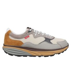 Damskie buty outdoor MBT Narita. Brązowe buty trekkingowe MBT, z gumy, bez zapięcia. Za 743.00 zł.
