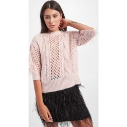 Kardigan TWINSET. Czerwone swetry Twinset Milano, xs, z aplikacjami, prążkowane, bez ramiączek. Za 1,029.00 zł.