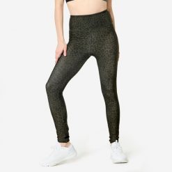 Legginsy fitness damskie Domyos w panterkę khaki. Brązowe legginsy DOMYOS, bez wzorów, z elastanu, sportowe. Za 69.99 zł.