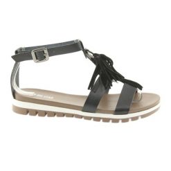 Sandały boho Big Star 274956 czarne z frędzlami. Czarne sandały bez wzorów, ze skóry, boho, bez obcasa, na platformie, bez zapięcia. W wyprzedaży za 91.88 zł.