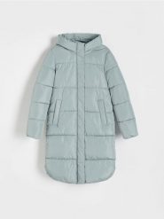 Ocieplany płaszcz - jasny zielony. Zielone płaszcze Reserved, l, bez wzorów, z tkaniny, bez kaptura. W wyprzedaży za 65.99 zł.