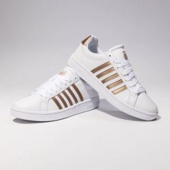 Sneakersy damskie sportowe K-Swiss COURT TIEBREAK białe buty z naturalnej skóry. Białe buty treningowe K-SWISS, bez wzorów, ze skóry, bez zapięcia, do biegania. Za 189.00 zł.