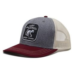 Czapka trucker - 6 paneli / Dorośli / Jeden rozmiar (Bordowy/Beżowy). Czerwone czapki z daszkiem SURF MONKEY, z aplikacjami, z bawełny. Za 159.95 zł.