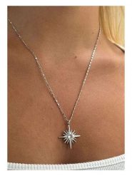 Lodie Silver Naszyjnik z elementem ozdobnym - dł. 50 cm rozmiar: onesize. Szare naszyjniki Lodie Silver, z lakierowanej skóry, z mosiądzu. Za 57.20 zł.
