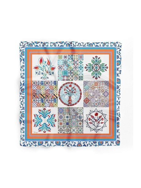 Lucky Bees Chusta ze wzorem - 55 x 55 cm rozmiar: onesize. Chusty Lucky Bees, bez wzorów, z materiału. Za 21.99 zł.